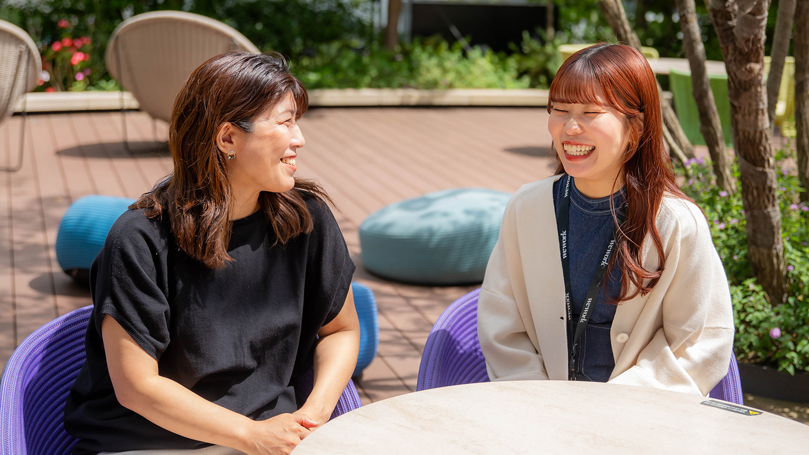 下課長と話す木村さん