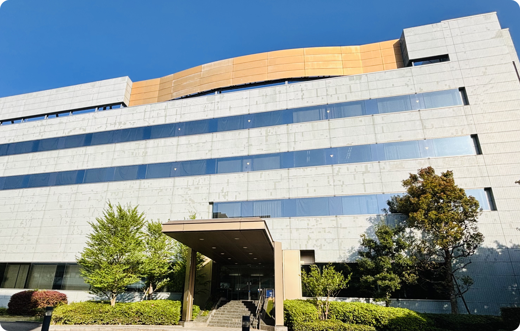 EDAセンター（神奈川）の外観